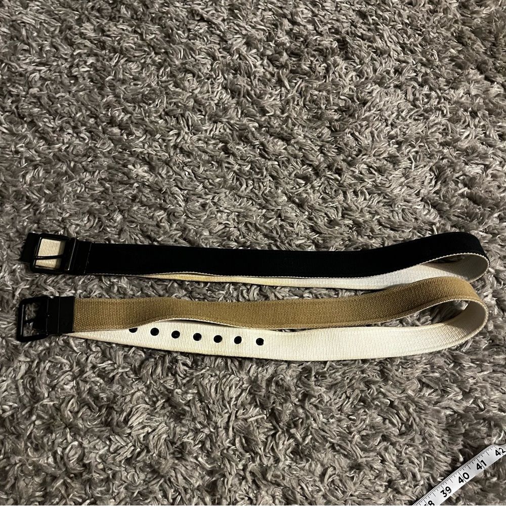 2 reversible mens American Eagle belts